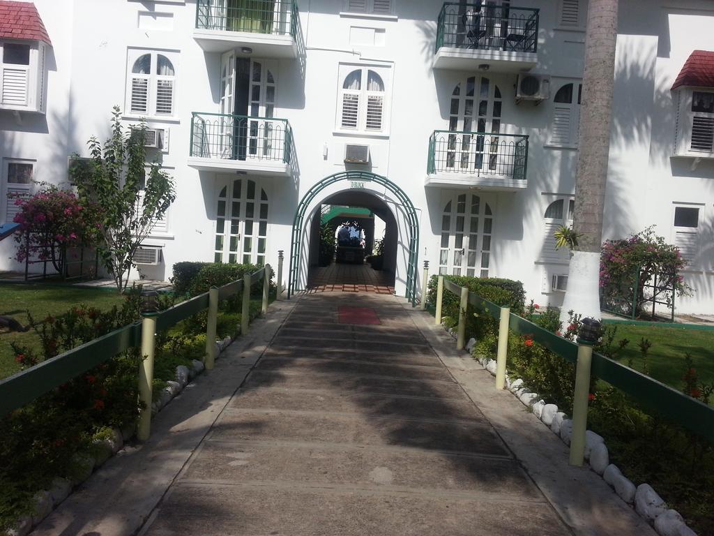 Apartment Treasure At Sandcastles Ocho Rios Luaran gambar